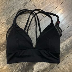 La Senza cross back sports bra